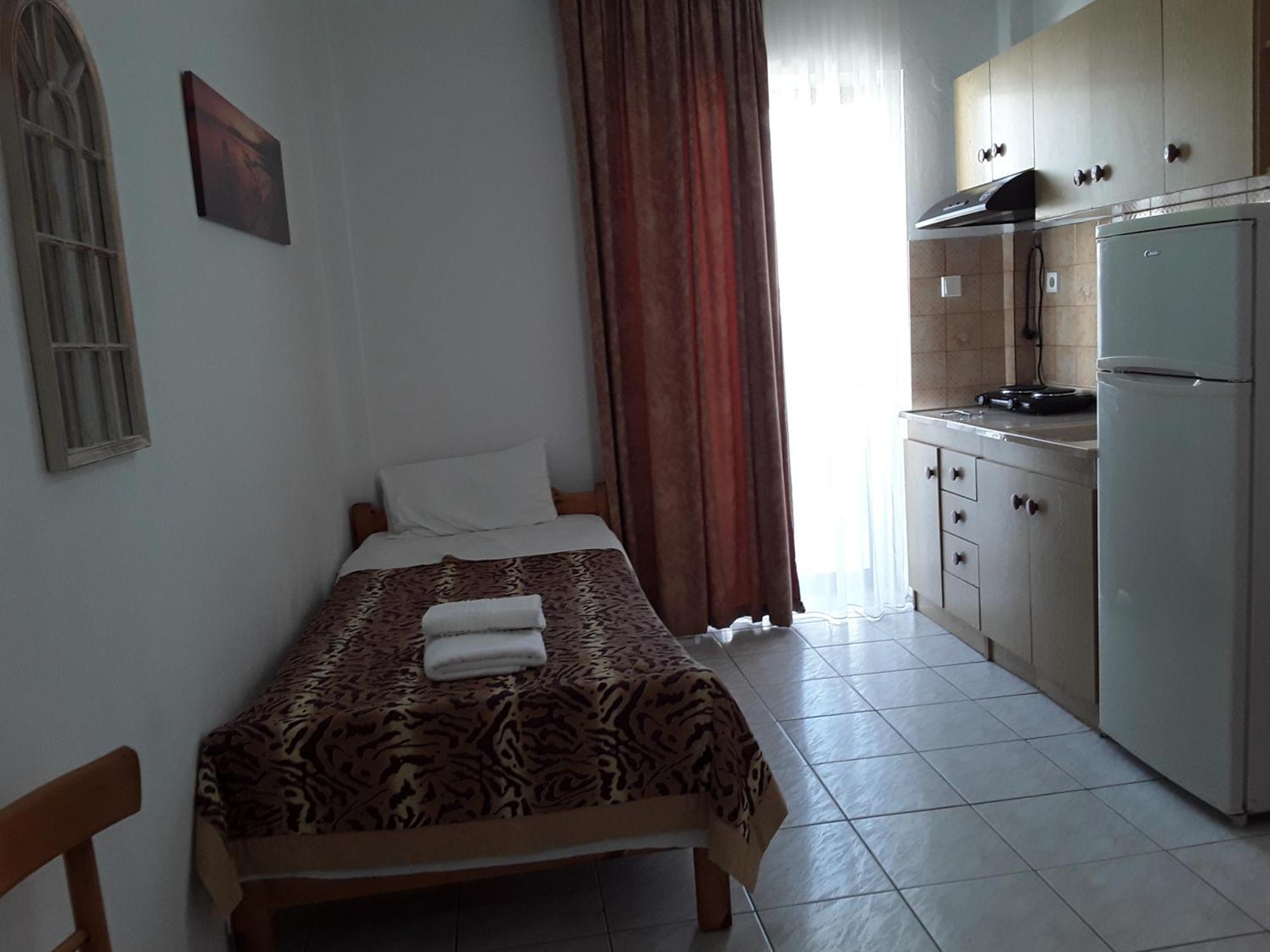 Hause Zorbas Aparthotel Paralía Dionysíou Rom bilde