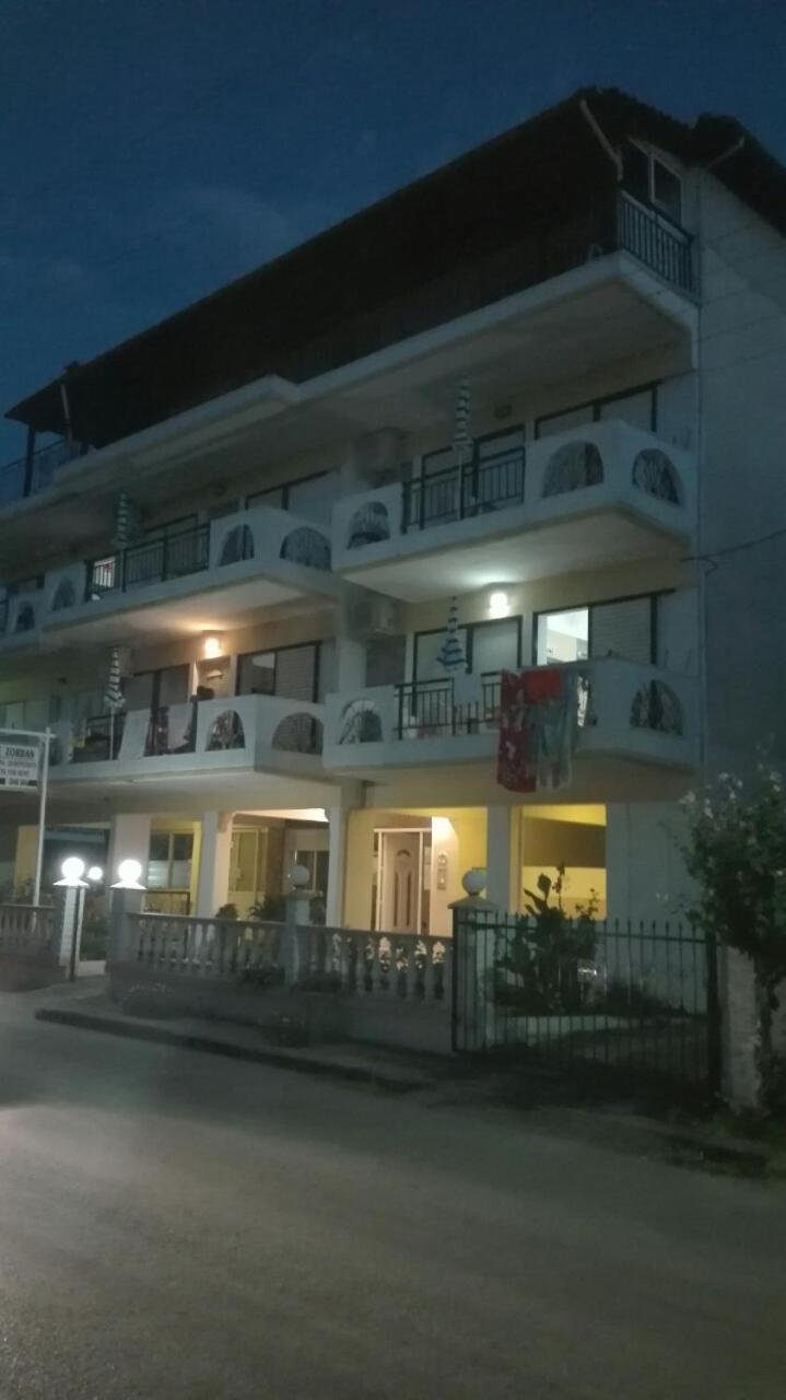 Hause Zorbas Aparthotel Paralía Dionysíou Rom bilde